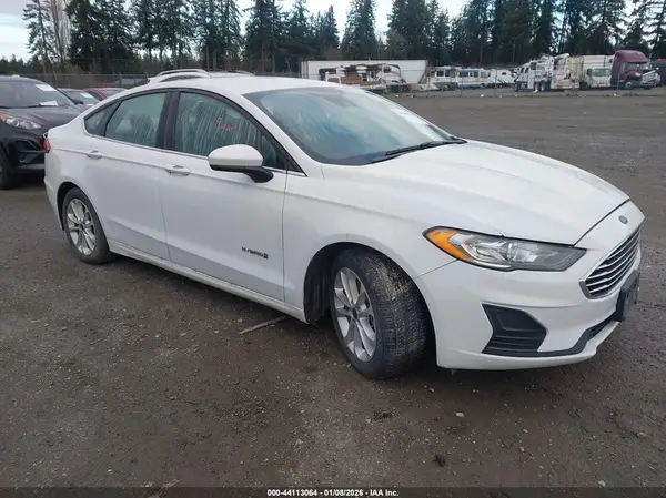 3FA6P0LU9KR241262 2019 FORD FUSION - Image 1