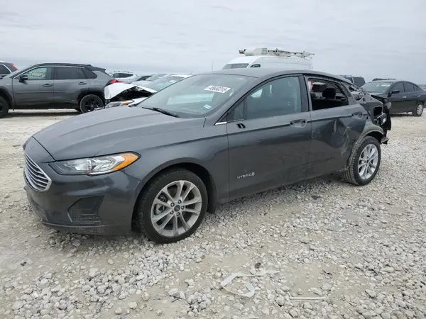 3FA6P0LU9KR243688 2019 FORD FUSION - Image 1