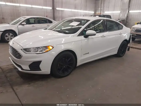 3FA6P0LU9KR254402 2019 FORD FUSION - Image 2