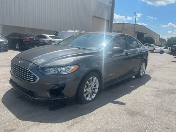 3FA6P0LU9KR261589 2019 FORD FUSION - Image 2