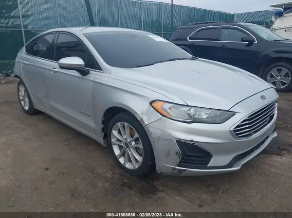 3FA6P0LU9KR263116 2019 FORD FUSION - Image 1