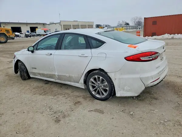 3FA6P0LU9KR263424 2019 FORD FUSION - Image 2