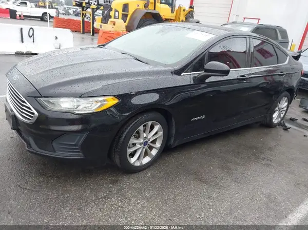 3FA6P0LU9KR278523 2019 FORD FUSION - Image 2