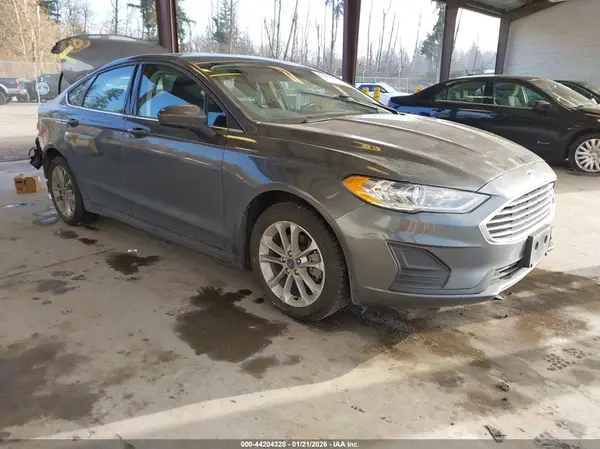 3FA6P0LU9LR172168 2020 FORD FUSION - Image 1