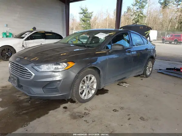 3FA6P0LU9LR172168 2020 FORD FUSION - Image 2