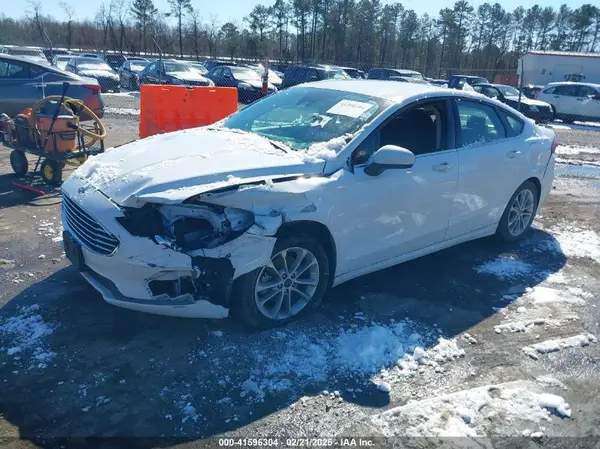 3FA6P0LU9LR173403 2020 FORD FUSION - Image 2