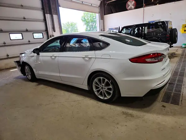 3FA6P0LU9LR226343 2020 FORD FUSION - Image 2
