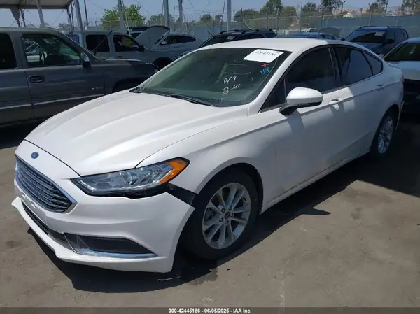 3FA6P0LU9LR227928 2020 FORD FUSION - Image 2