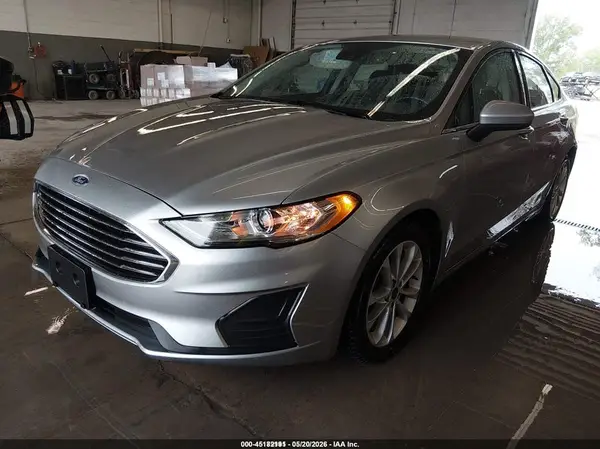 3FA6P0LU9LR263943 2020 FORD FUSION - Image 2