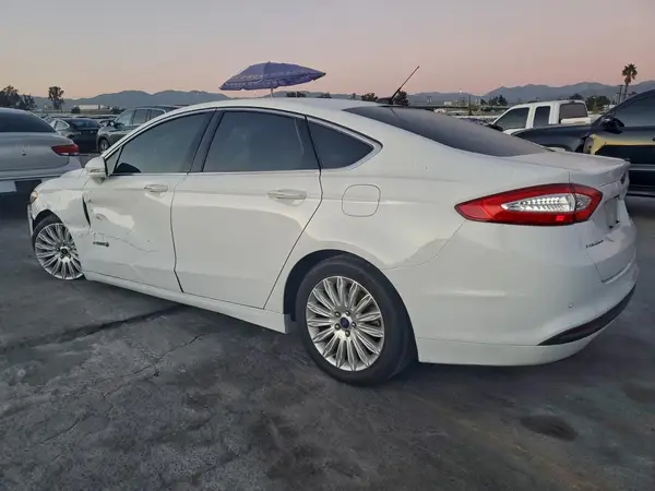 3FA6P0LUXGR106153 2016 FORD FUSION - Image 2