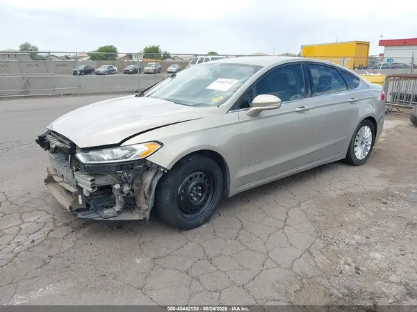 3FA6P0LUXGR187347 2016 FORD FUSION - Image 2