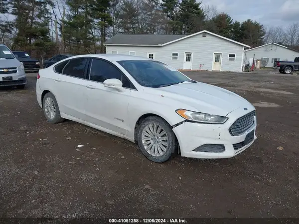3FA6P0LUXGR349056 2016 FORD FUSION - Image 1