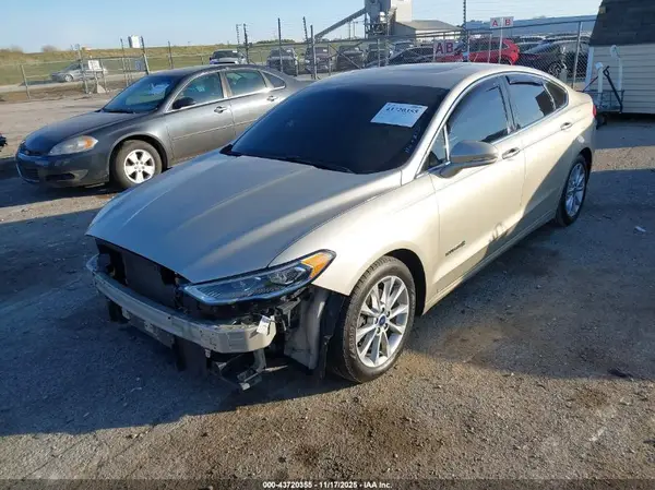 3FA6P0LUXHR104176 2017 FORD FUSION - Image 2