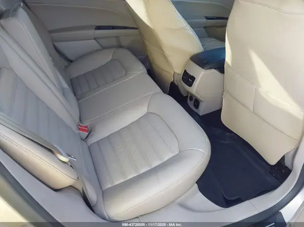 3FA6P0LUXHR104176 2017 FORD FUSION - Image 8