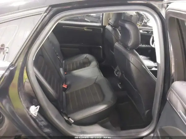 3FA6P0LUXHR182389 2017 FORD FUSION - Image 8