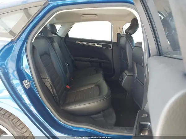 3FA6P0LUXHR183039 2017 FORD FUSION - Image 8