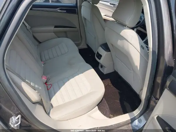3FA6P0LUXHR209168 2017 FORD FUSION - Image 8