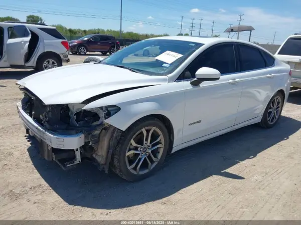 3FA6P0LUXHR230473 2017 FORD FUSION - Image 2