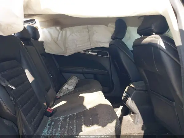 3FA6P0LUXHR234216 2017 FORD FUSION - Image 8