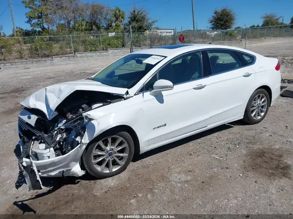 3FA6P0LUXHR245023 2017 FORD FUSION - Image 2