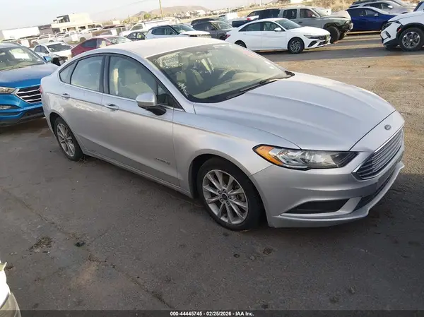 3FA6P0LUXHR266129 2017 FORD FUSION - Image 1