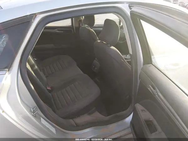 3FA6P0LUXHR266129 2017 FORD FUSION - Image 8