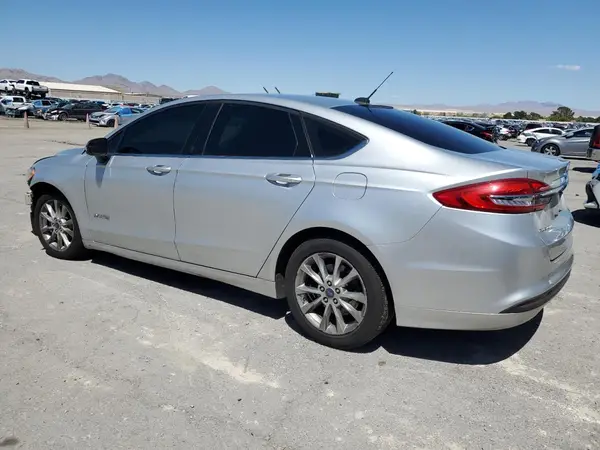 3FA6P0LUXHR266132 2017 FORD FUSION - Image 2