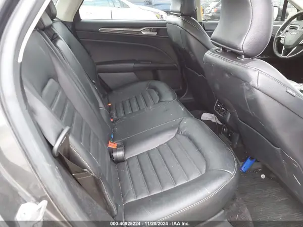 3FA6P0LUXHR271217 2017 FORD FUSION - Image 8