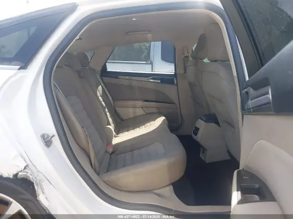 3FA6P0LUXHR278426 2017 FORD FUSION - Image 8