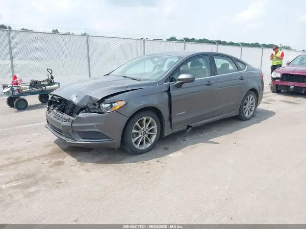 3FA6P0LUXHR279771 2017 FORD FUSION - Image 2