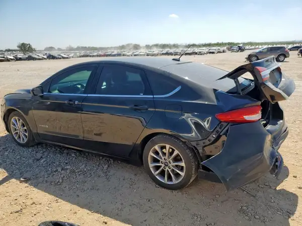 3FA6P0LUXHR285327 2017 FORD FUSION - Image 2