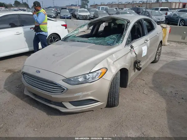 3FA6P0LUXHR285330 2017 FORD FUSION - Image 2