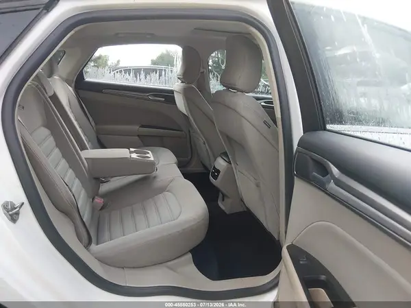 3FA6P0LUXHR295775 2017 FORD FUSION - Image 8