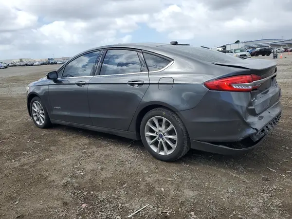 3FA6P0LUXHR299826 2017 FORD FUSION - Image 2