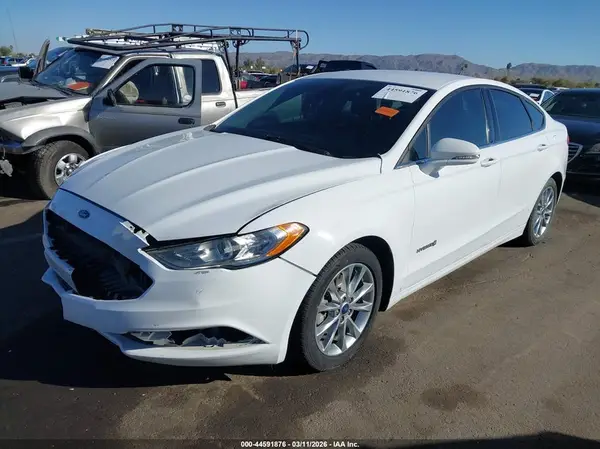 3FA6P0LUXHR302031 2017 FORD FUSION - Image 2