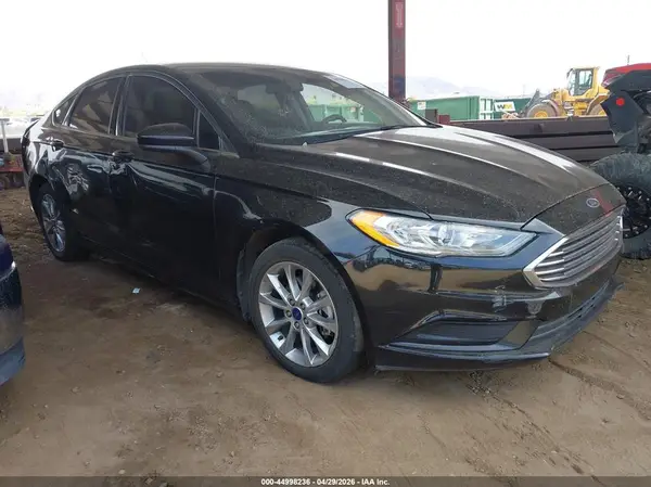3FA6P0LUXHR317905 2017 FORD FUSION - Image 1
