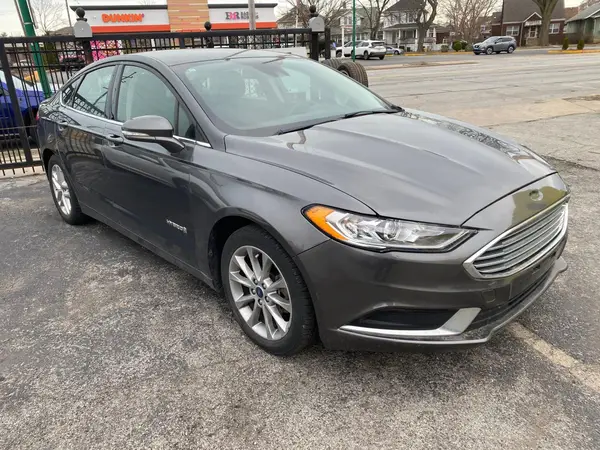 3FA6P0LUXHR319475 2017 FORD FUSION - Image 1