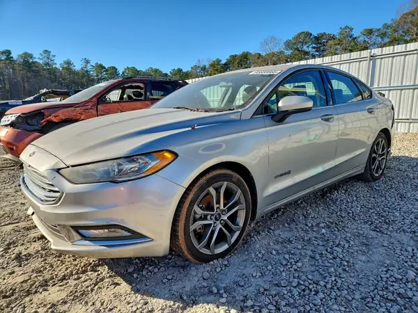 3FA6P0LUXHR325230 2017 FORD FUSION - Image 1