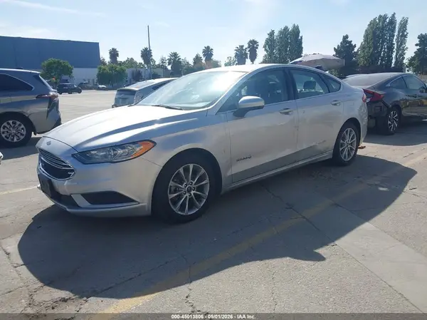 3FA6P0LUXHR355439 2017 FORD FUSION - Image 2