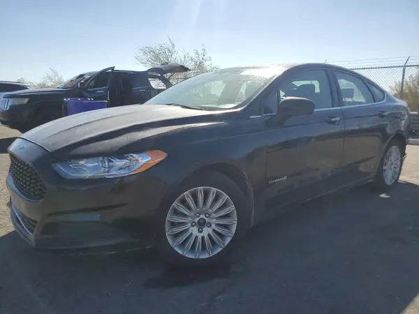 3FA6P0LUXHR373911 2017 FORD FUSION - Image 1