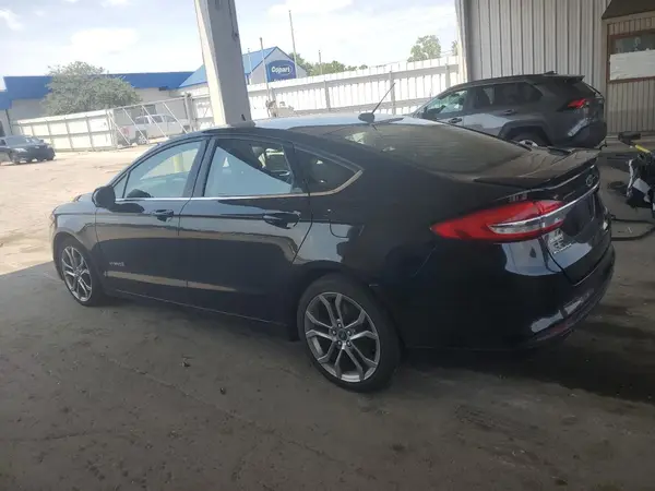 3FA6P0LUXHR374038 2017 FORD FUSION - Image 2