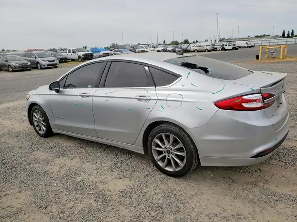 3FA6P0LUXHR381328 2017 FORD FUSION - Image 2