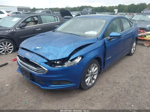 3FA6P0LUXHR382365 2017 FORD FUSION - Image 2