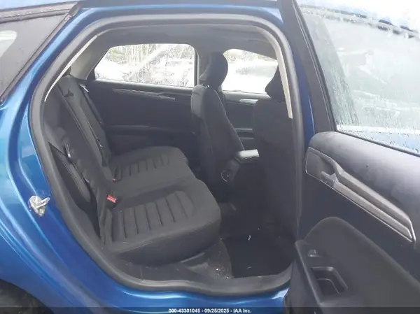 3FA6P0LUXHR382365 2017 FORD FUSION - Image 8