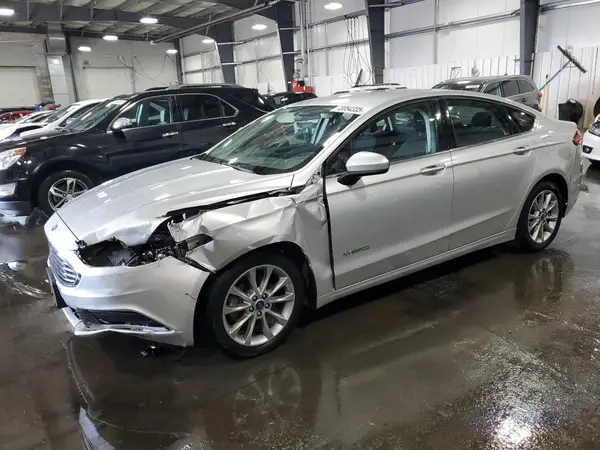 3FA6P0LUXHR385119 2017 FORD FUSION - Image 1