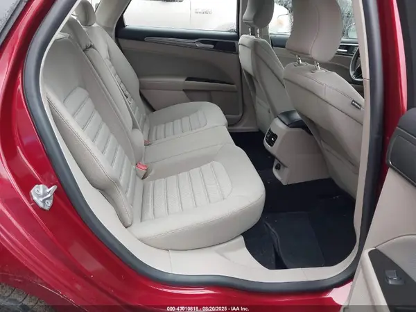 3FA6P0LUXHR393558 2017 FORD FUSION - Image 8