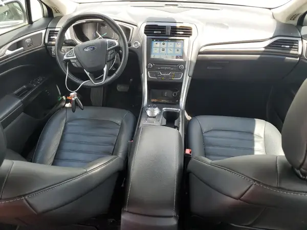 3FA6P0LUXHR400699 2017 FORD FUSION - Image 8