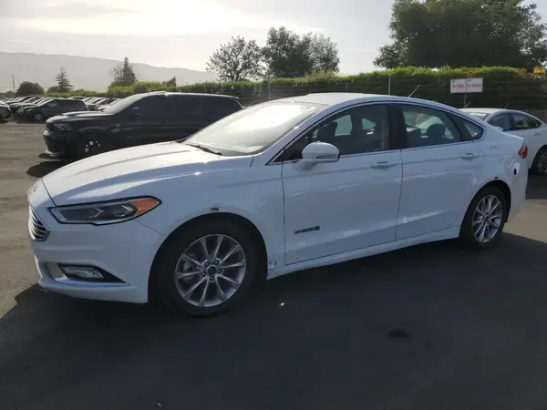 3FA6P0LUXHR408947 2017 FORD FUSION - Image 1