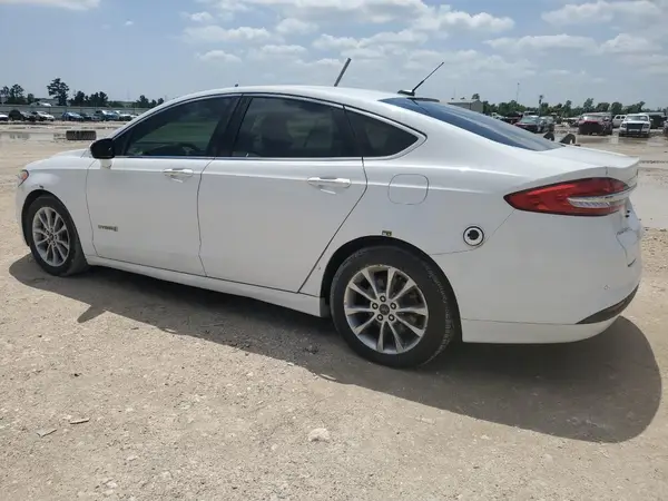 3FA6P0LUXHR409029 2017 FORD FUSION - Image 2