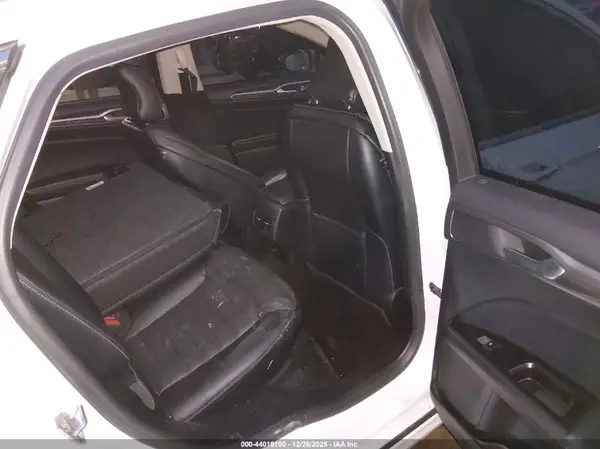 3FA6P0LUXHR409063 2017 FORD FUSION - Image 8